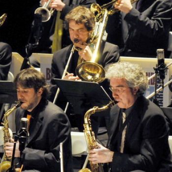 Concert de la Big Band Jazz Maresme i Txell Sust al Teatre Monumental